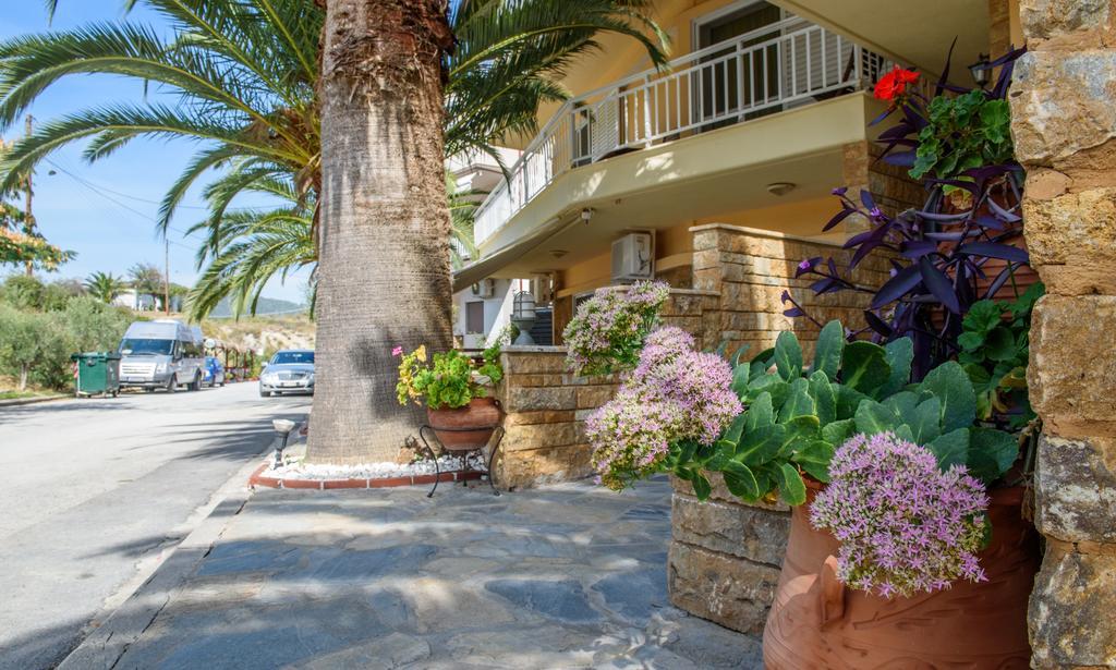 Erifili At Sarti Beach Apartments & Studios Exteriér fotografie
